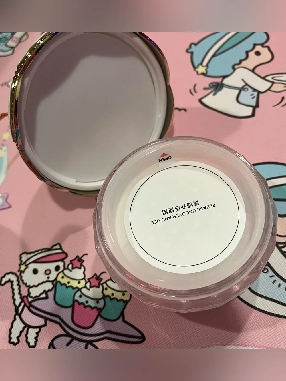 Ballerina Face Powder with Spinning Ballerina - Translucent White Color - NIB